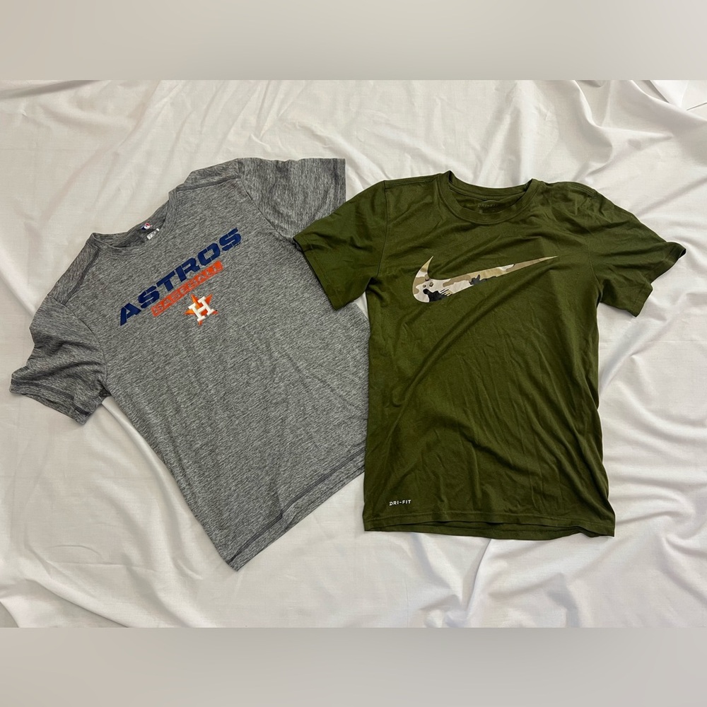ASTROS (genuine merchandise) & NIKE shirt• size S• gray & green